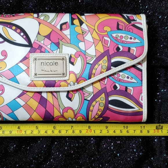 Nicole by Nicole Miller Paisley Clutch Bag - Picture 12 of 15